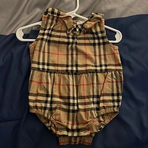 Burberry rumper